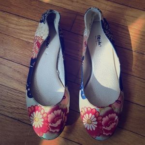 Mossimo Floral Flats
